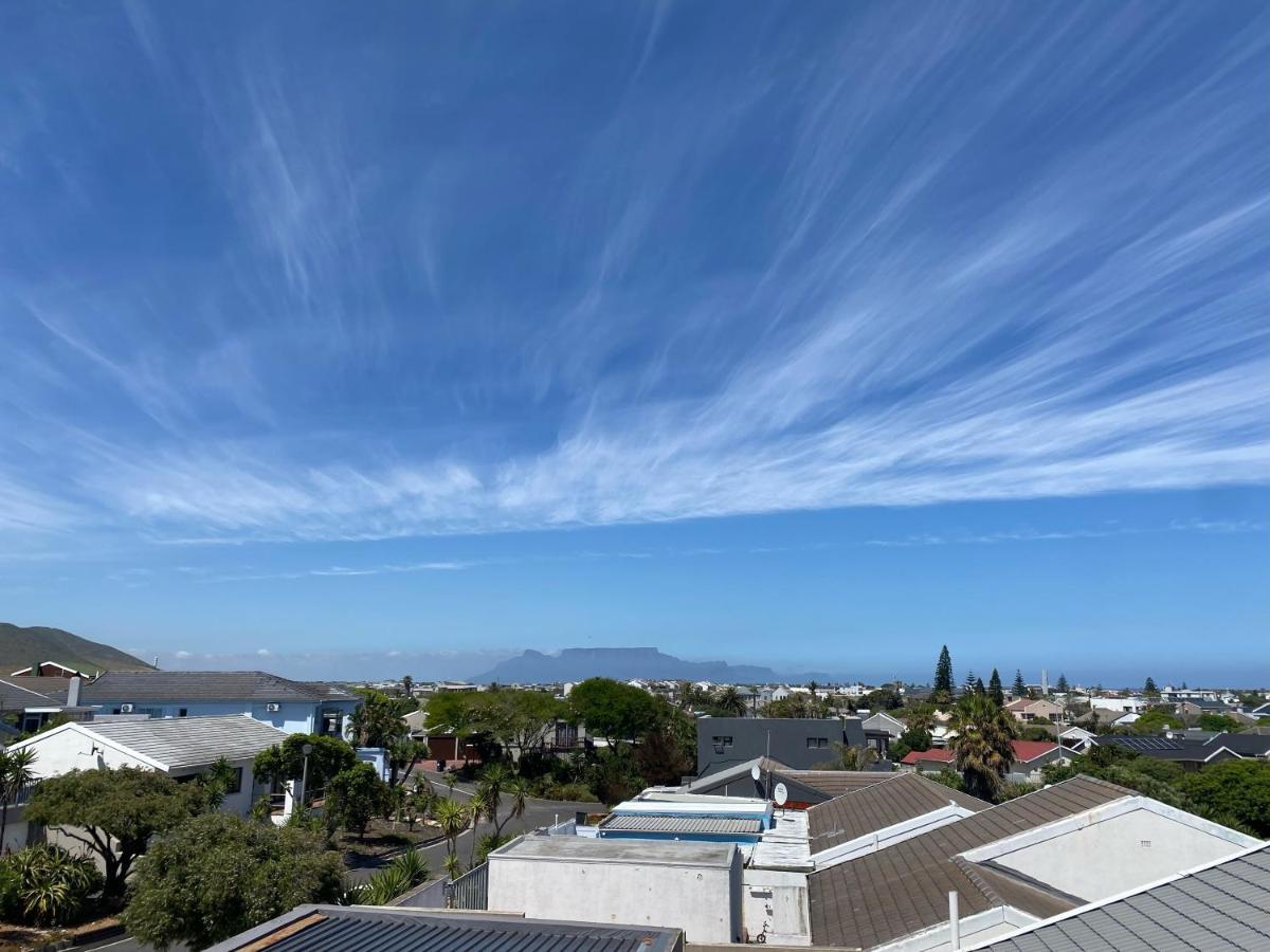 Mountain Meets Ocean Oasis Apartment Kapstadt