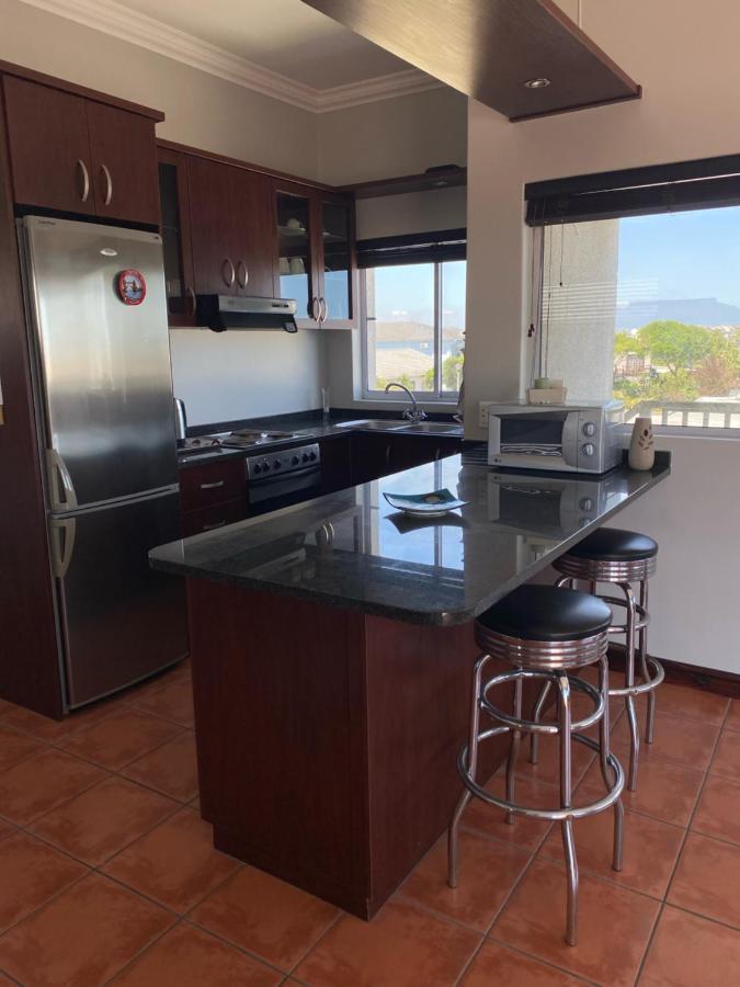 Mountain Meets Ocean Oasis Apartment